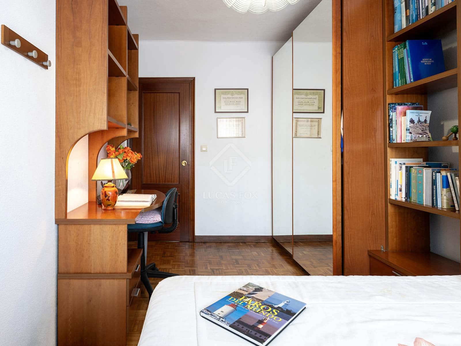 4 slaapkamer Appartement te koop in Vigo met garage - € 295.000 (Ref: 9394400)