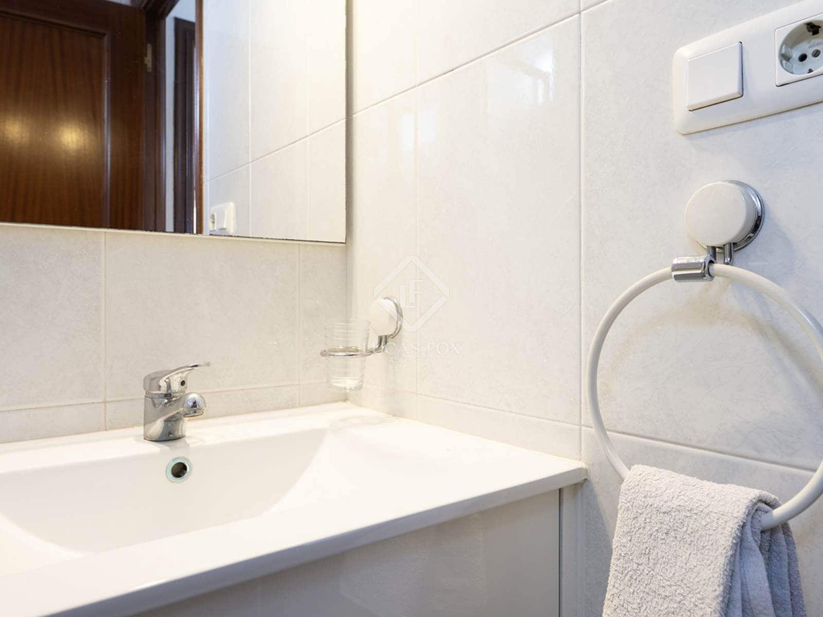 4 slaapkamer Appartement te koop in Vigo met garage - € 295.000 (Ref: 9394400)