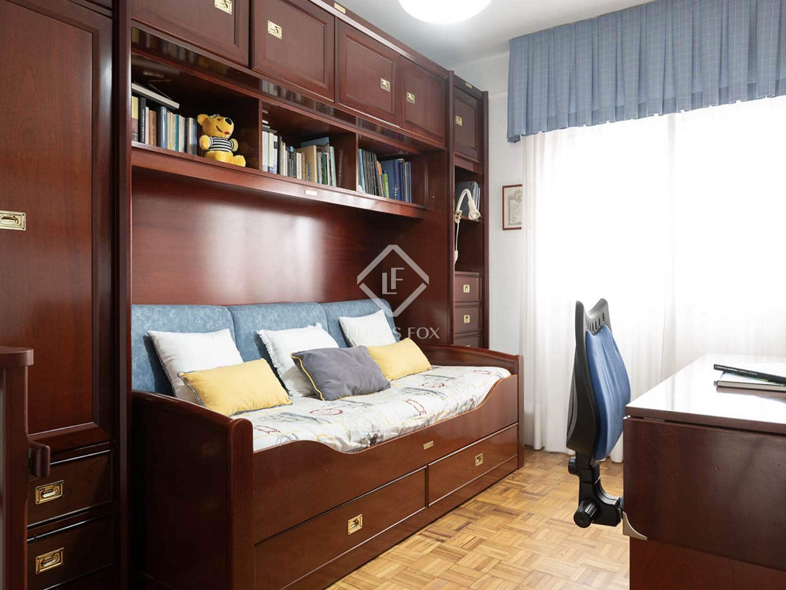 4 slaapkamer Appartement te koop in Vigo met garage - € 295.000 (Ref: 9394400)