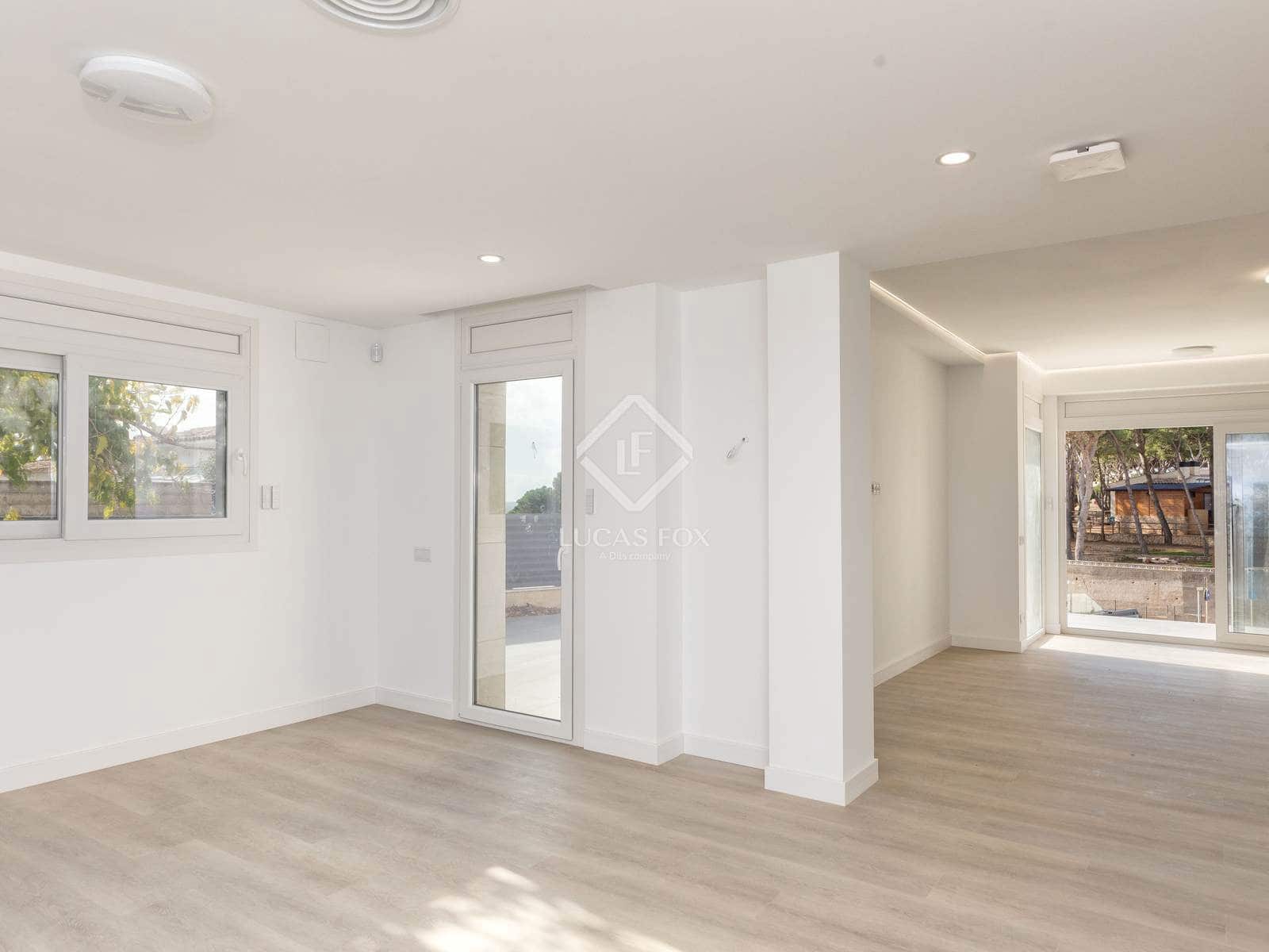 5 bedroom Villa for sale in Palamos with pool garage - € 1,850,000 (Ref: 9395284)