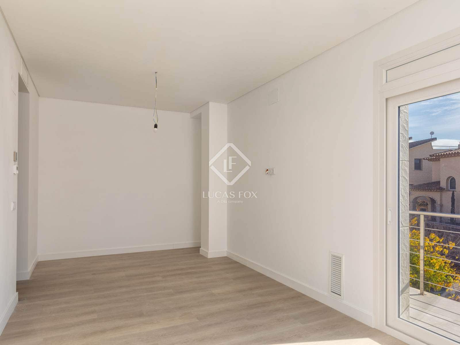 5 bedroom Villa for sale in Palamos with pool garage - € 1,850,000 (Ref: 9395284)