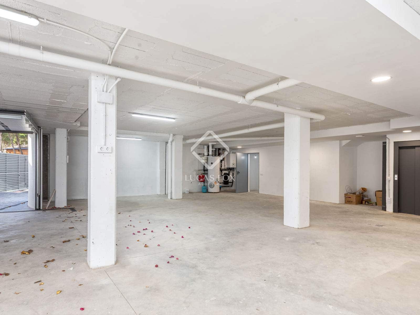 5 bedroom Villa for sale in Palamos with pool garage - € 1,850,000 (Ref: 9395284)