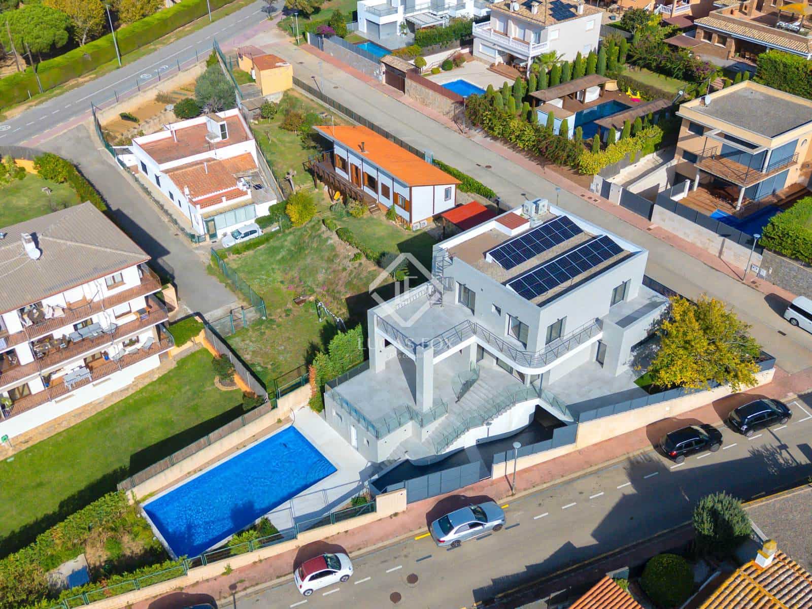 5 bedroom Villa for sale in Palamos with pool garage - € 1,850,000 (Ref: 9395284)