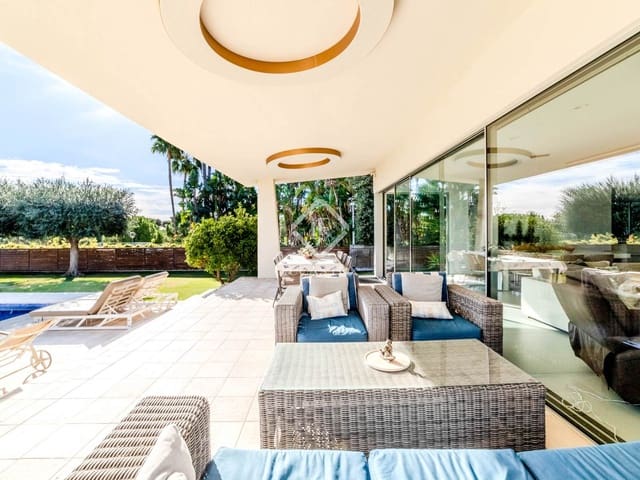 5 Zimmer Villa zu verkaufen in Sitges mit Pool Garage - 4.650.000 € (Ref: 9395285)