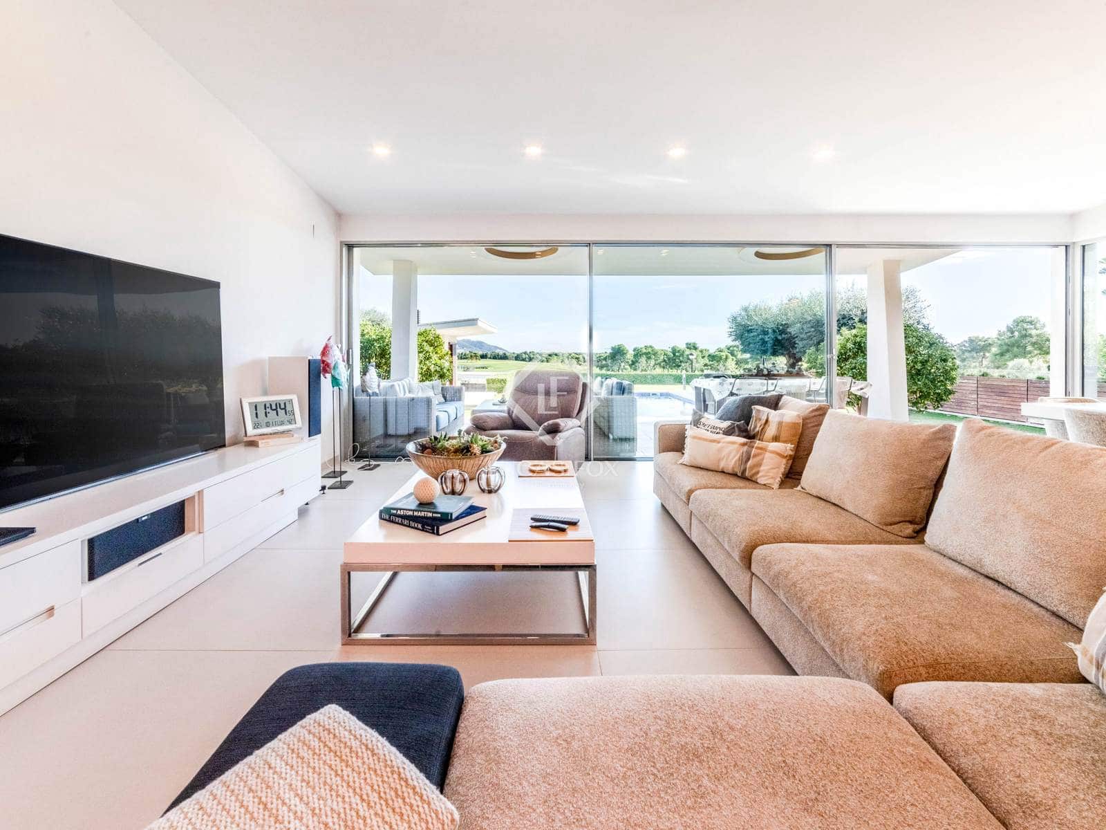 5 Zimmer Villa zu verkaufen in Sitges mit Pool Garage - 4.650.000 € (Ref: 9395285)