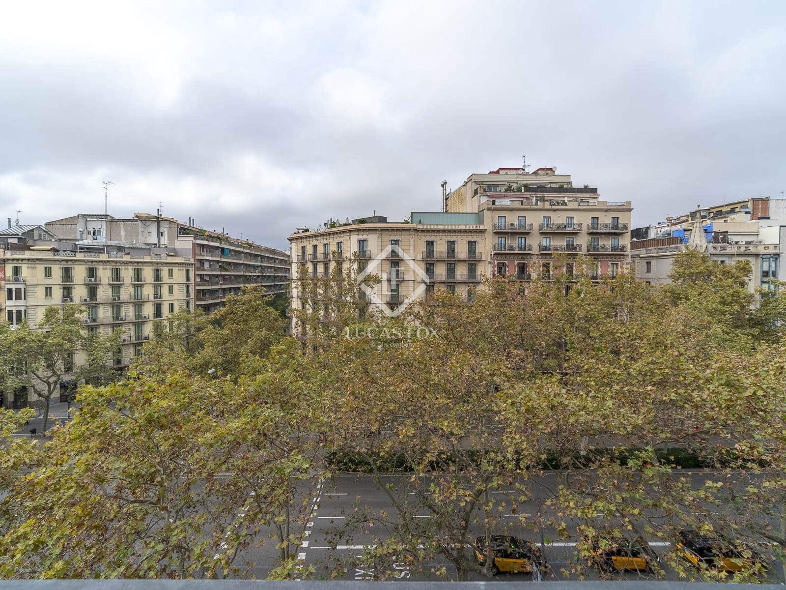 3 slaapkamer Appartement te koop in Barcelona stad - € 1.090.000 (Ref: 9395286)