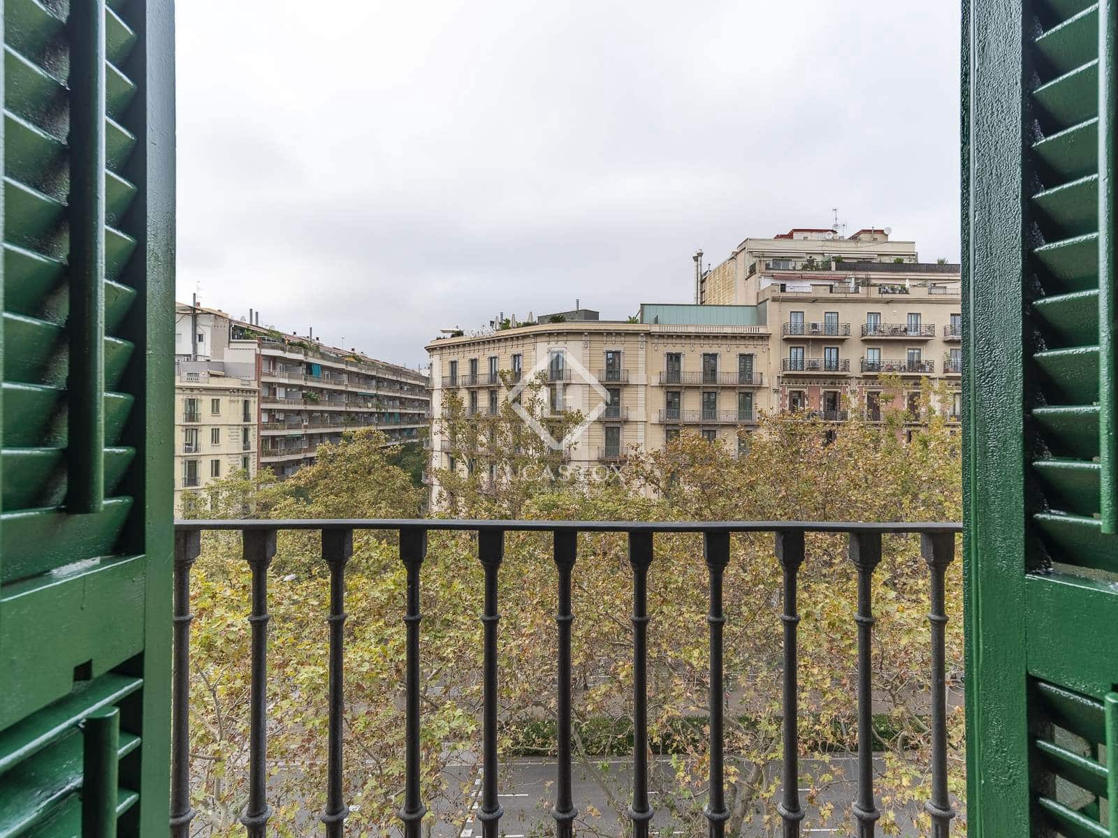 3 slaapkamer Appartement te koop in Barcelona stad - € 1.090.000 (Ref: 9395286)