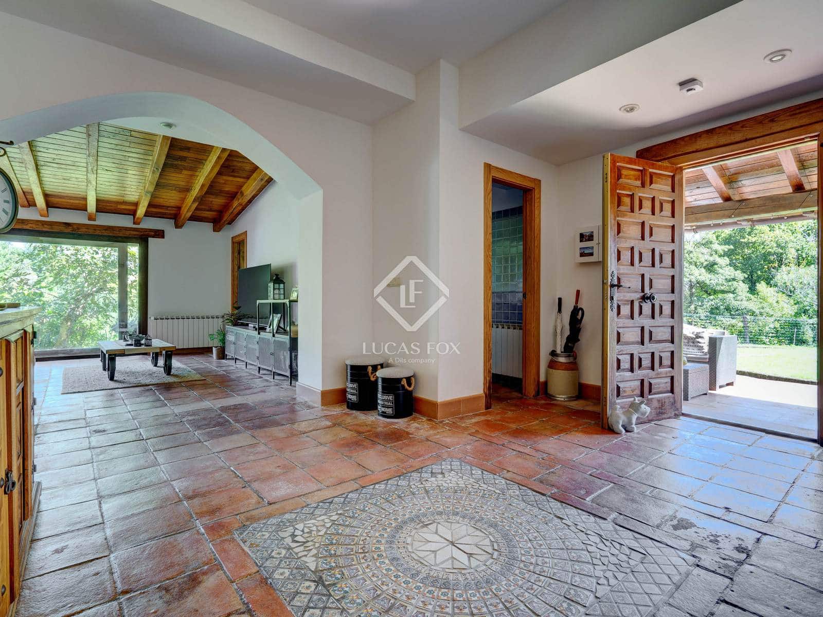 6 makuuhuone Huvila myytävänä paikassa Hondarribia mukana uima-altaan 
autotalli - 1 490 000 € (Ref: 9396814)