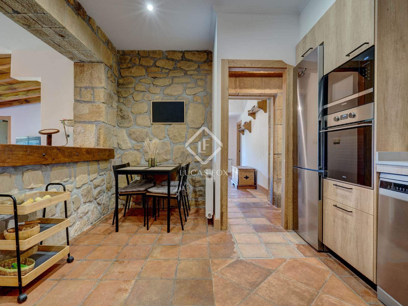 6 makuuhuone Huvila myytävänä paikassa Hondarribia mukana uima-altaan 
autotalli - 1 490 000 € (Ref: 9396814)