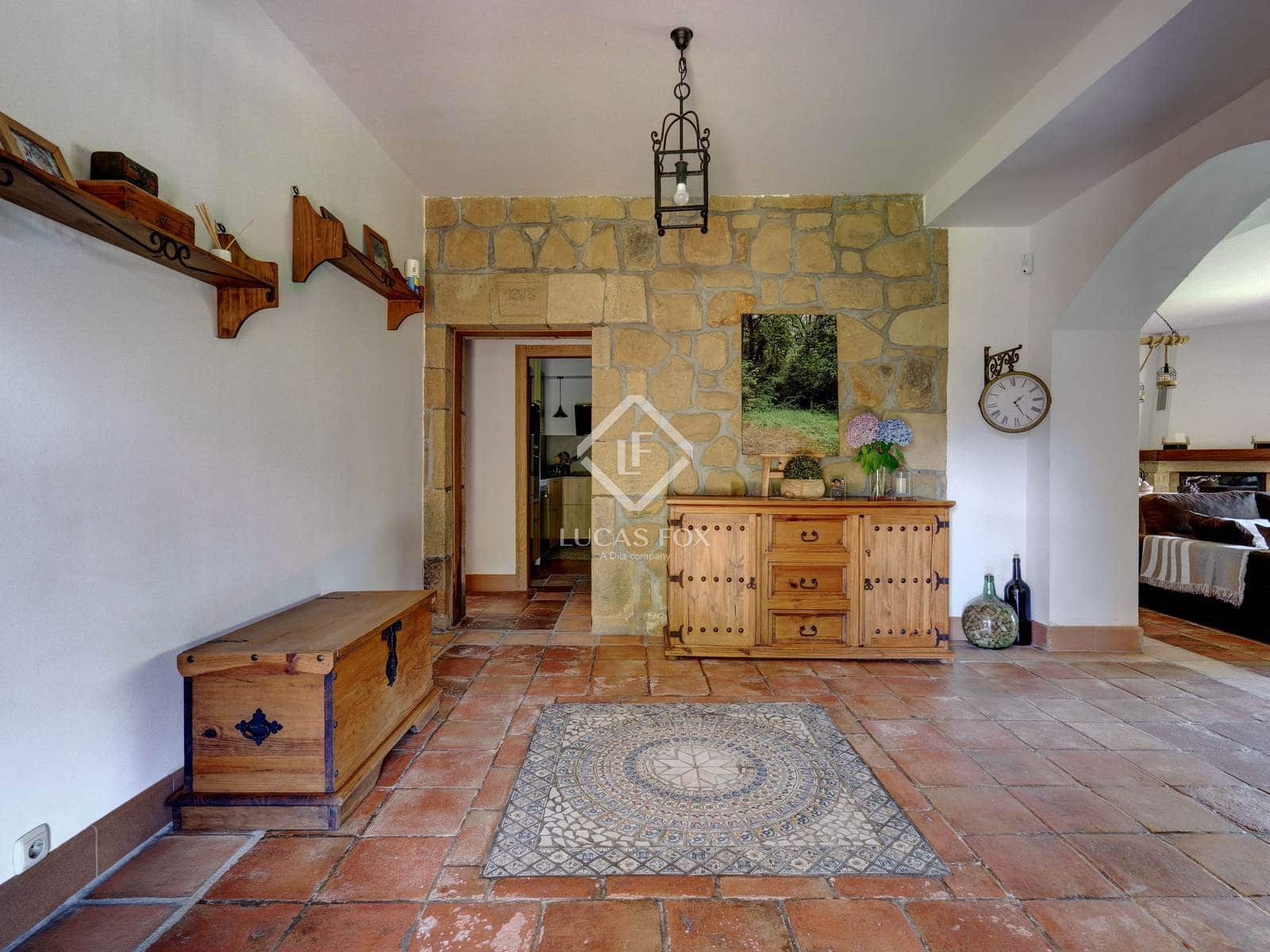 6 makuuhuone Huvila myytävänä paikassa Hondarribia mukana uima-altaan 
autotalli - 1 490 000 € (Ref: 9396814)