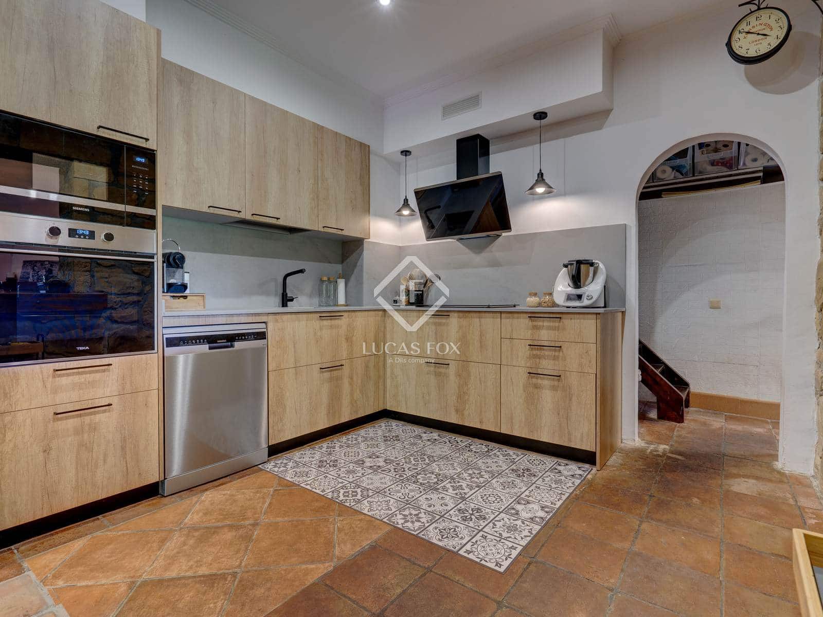 6 makuuhuone Huvila myytävänä paikassa Hondarribia mukana uima-altaan 
autotalli - 1 490 000 € (Ref: 9396814)