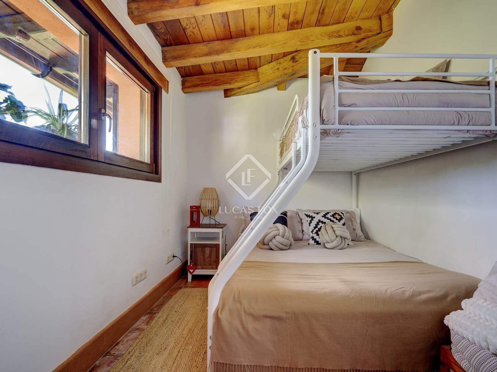 6 makuuhuone Huvila myytävänä paikassa Hondarribia mukana uima-altaan 
autotalli - 1 490 000 € (Ref: 9396814)