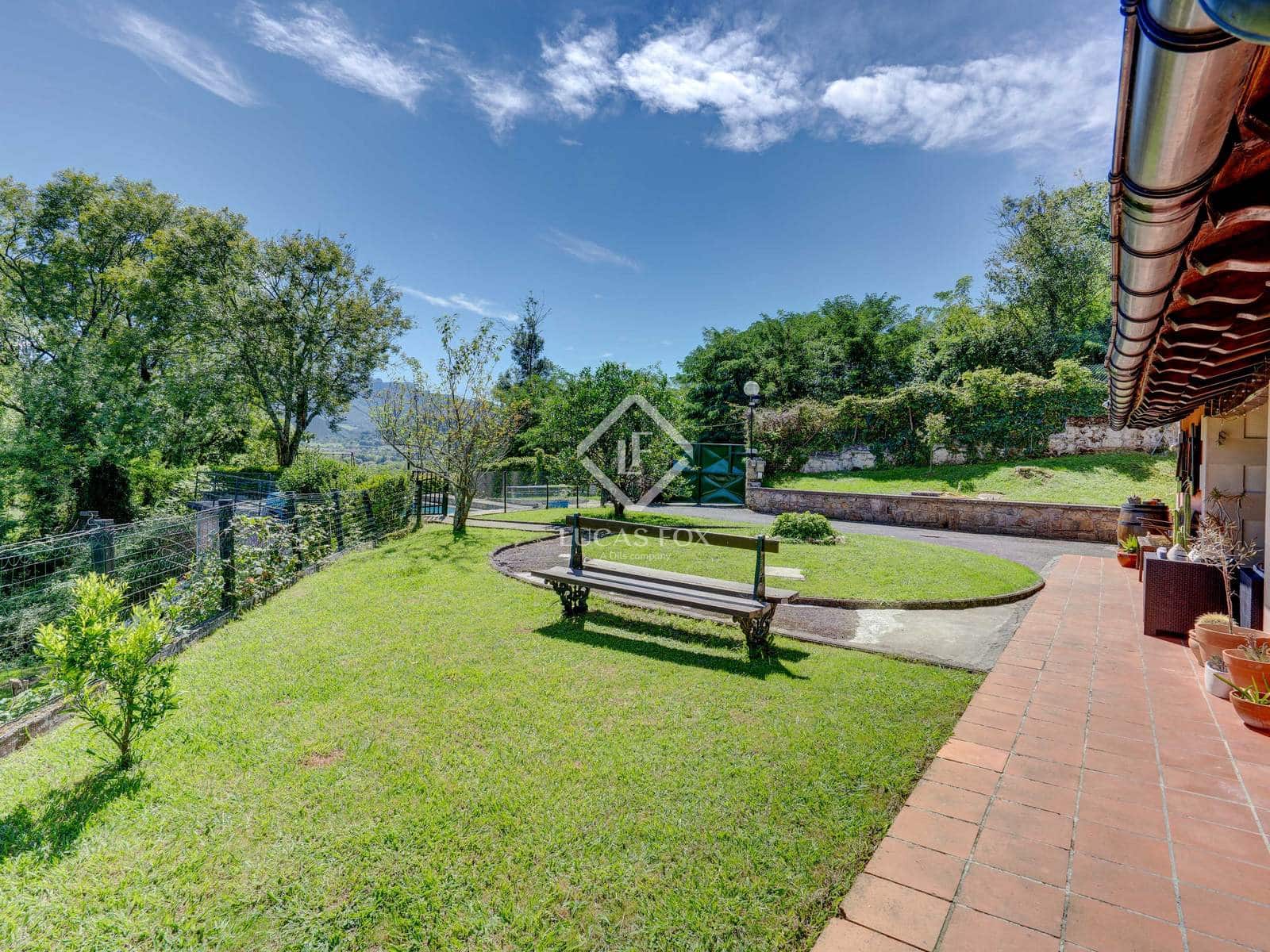 6 makuuhuone Huvila myytävänä paikassa Hondarribia mukana uima-altaan 
autotalli - 1 490 000 € (Ref: 9396814)