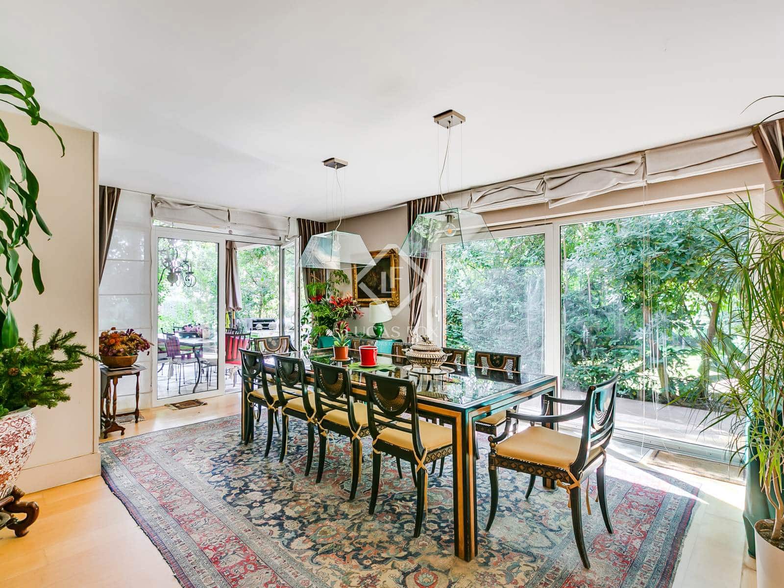 6 bedroom Villa for sale in Madrid city with pool - € 4,000,000 (Ref: 9396815)