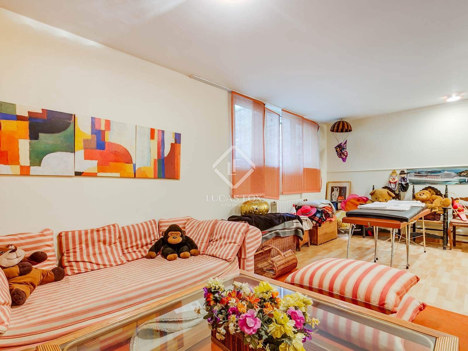 6 bedroom Villa for sale in Madrid city with pool - € 4,000,000 (Ref: 9396815)