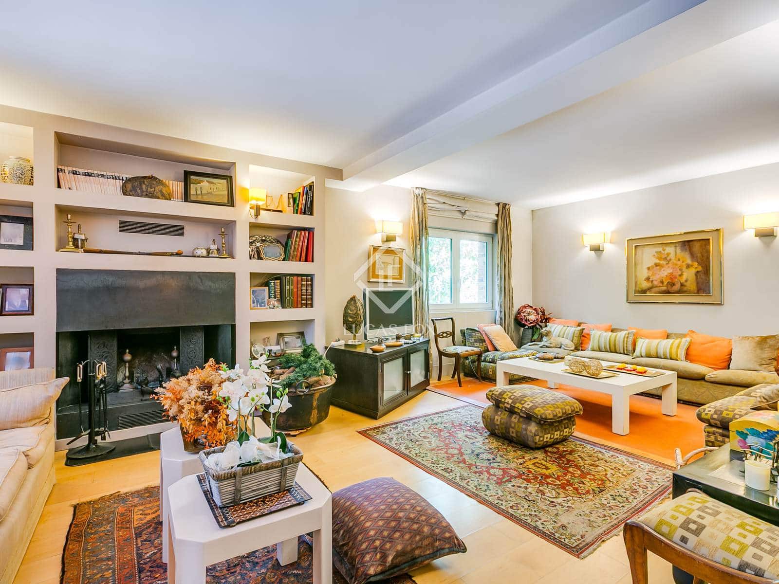 6 bedroom Villa for sale in Madrid city with pool - € 4,000,000 (Ref: 9396815)