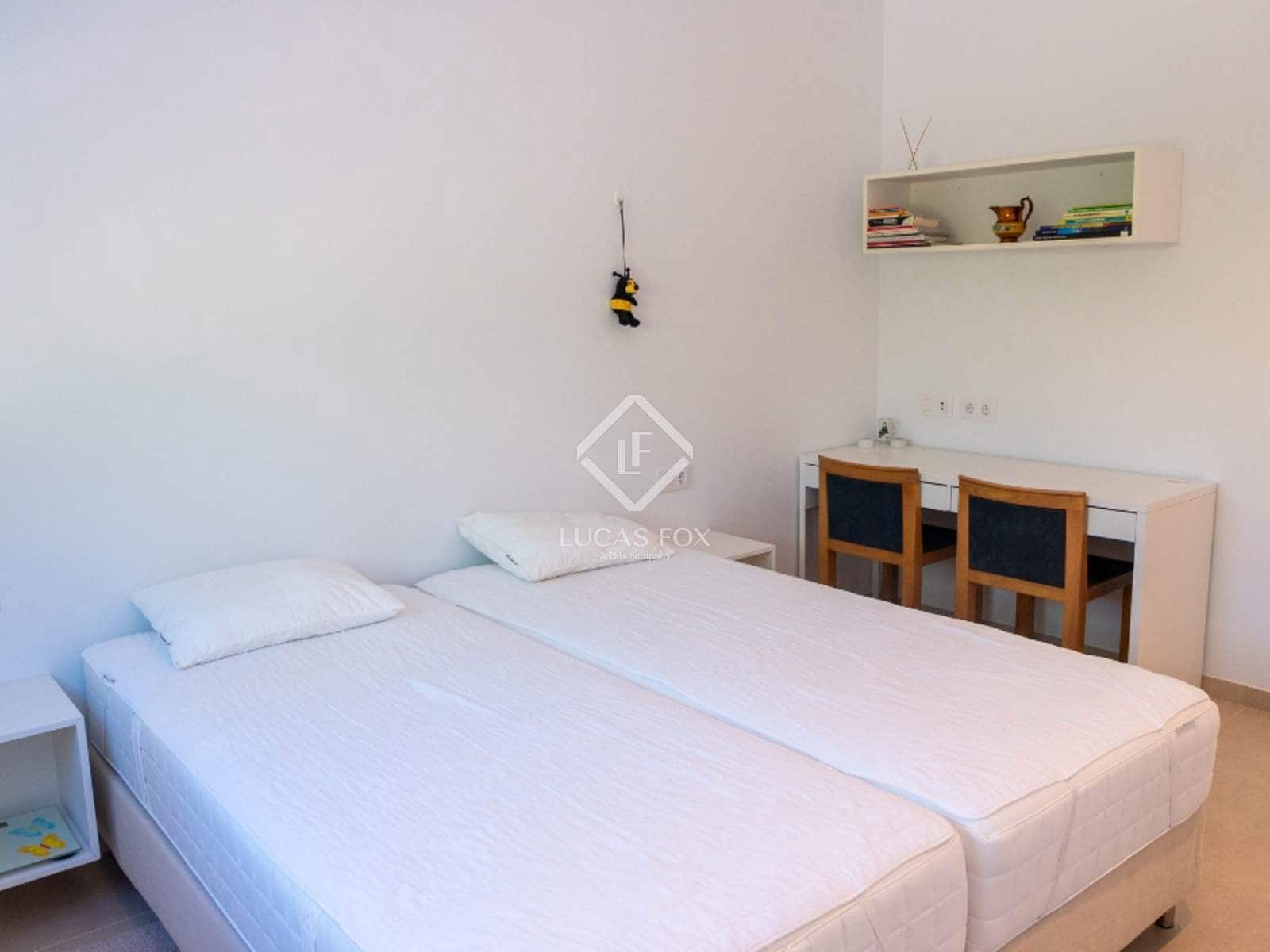 4 bedroom Villa for sale in Calpe / Calp with pool garage - € 1,380,000 (Ref: 9397864)