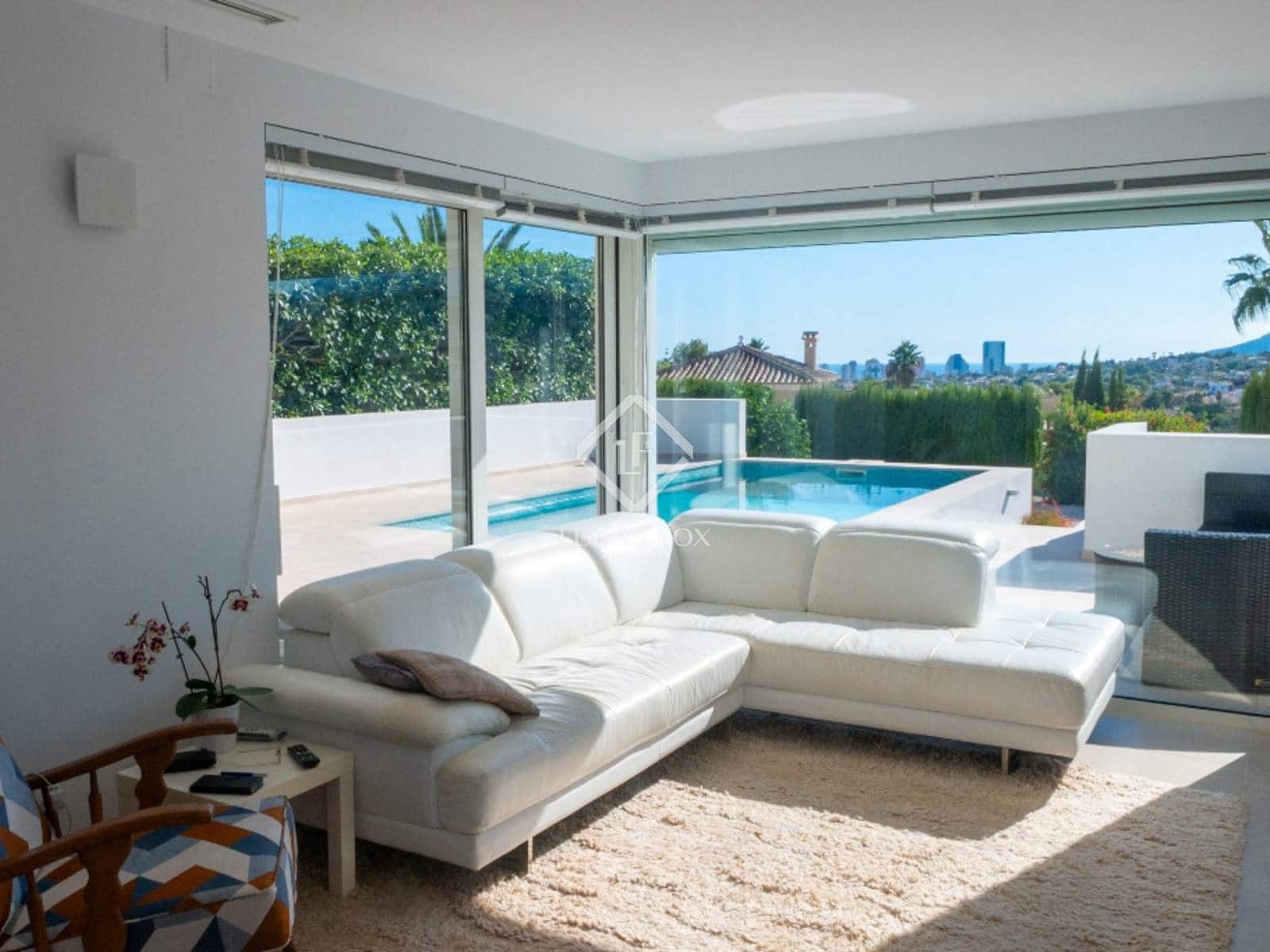 4 bedroom Villa for sale in Calpe / Calp with pool garage - € 1,380,000 (Ref: 9397864)