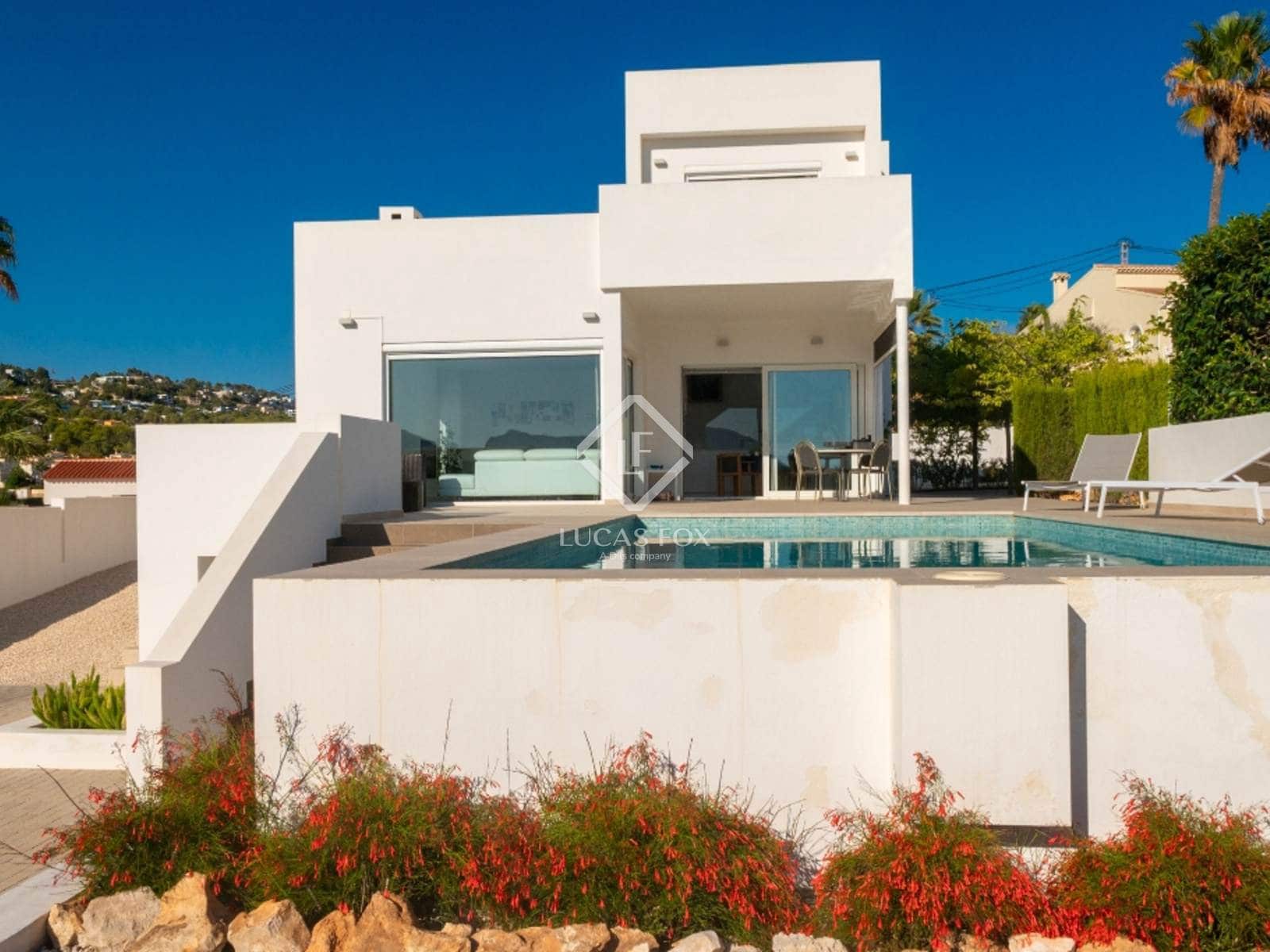 4 bedroom Villa for sale in Calpe / Calp with pool garage - € 1,380,000 (Ref: 9397864)