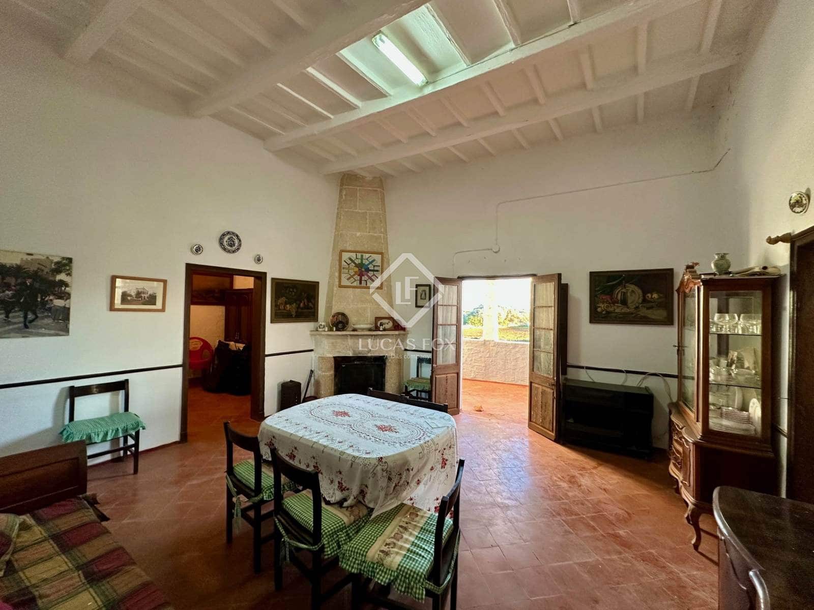4 slaapkamer Finca/Landhuis te koop in Ciutadella de Menorca met garage - € 2.835.000 (Ref: 9397866)