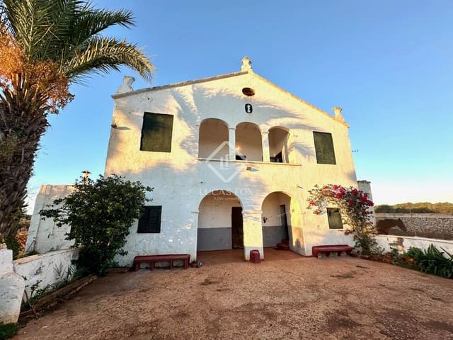 4 slaapkamer Finca/Landhuis te koop in Ciutadella de Menorca met garage - € 2.835.000 (Ref: 9397866)