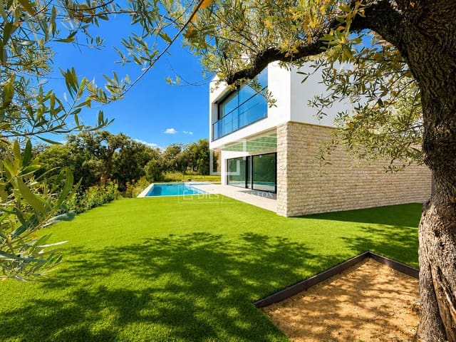 5 soverom Villa til salgs i Santa Cristina d'Aro med svømmebasseng garasje - € 1 680 000 (Ref: 9397868)