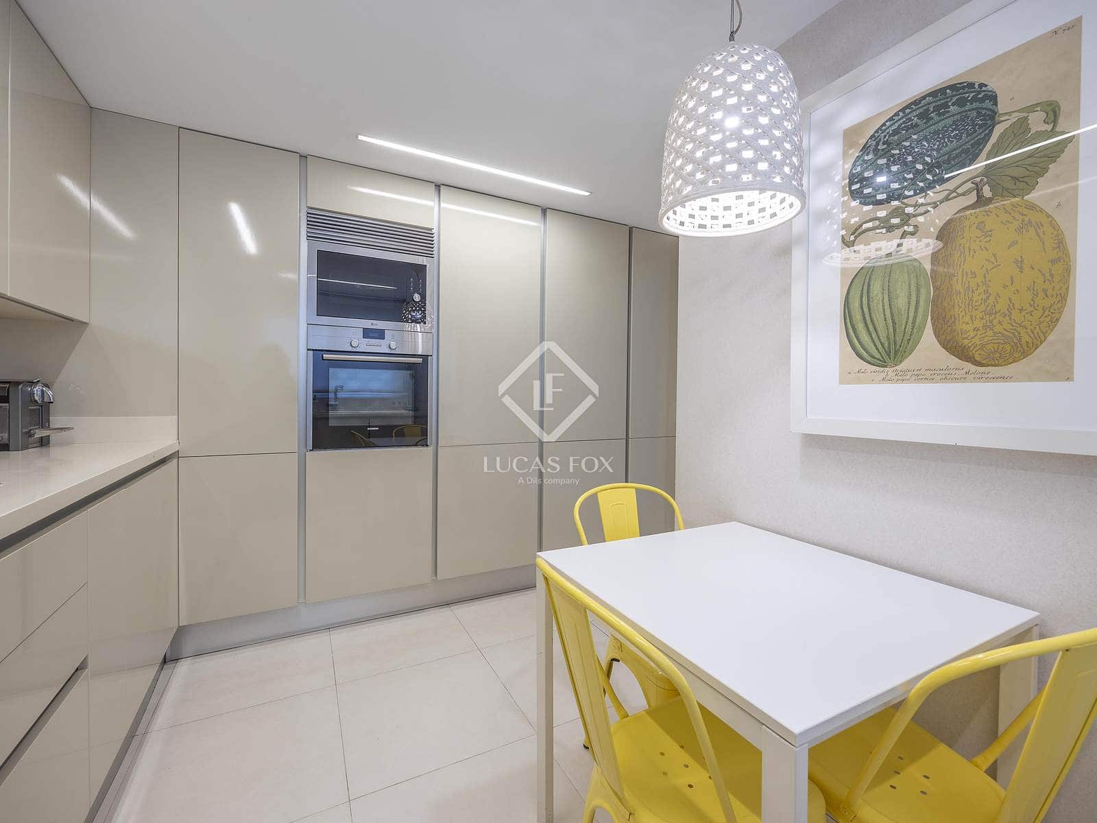 3 sypialnia Apartament do wynajęcia w Miasto Walencja - 2 400 € (Ref: 9397869)