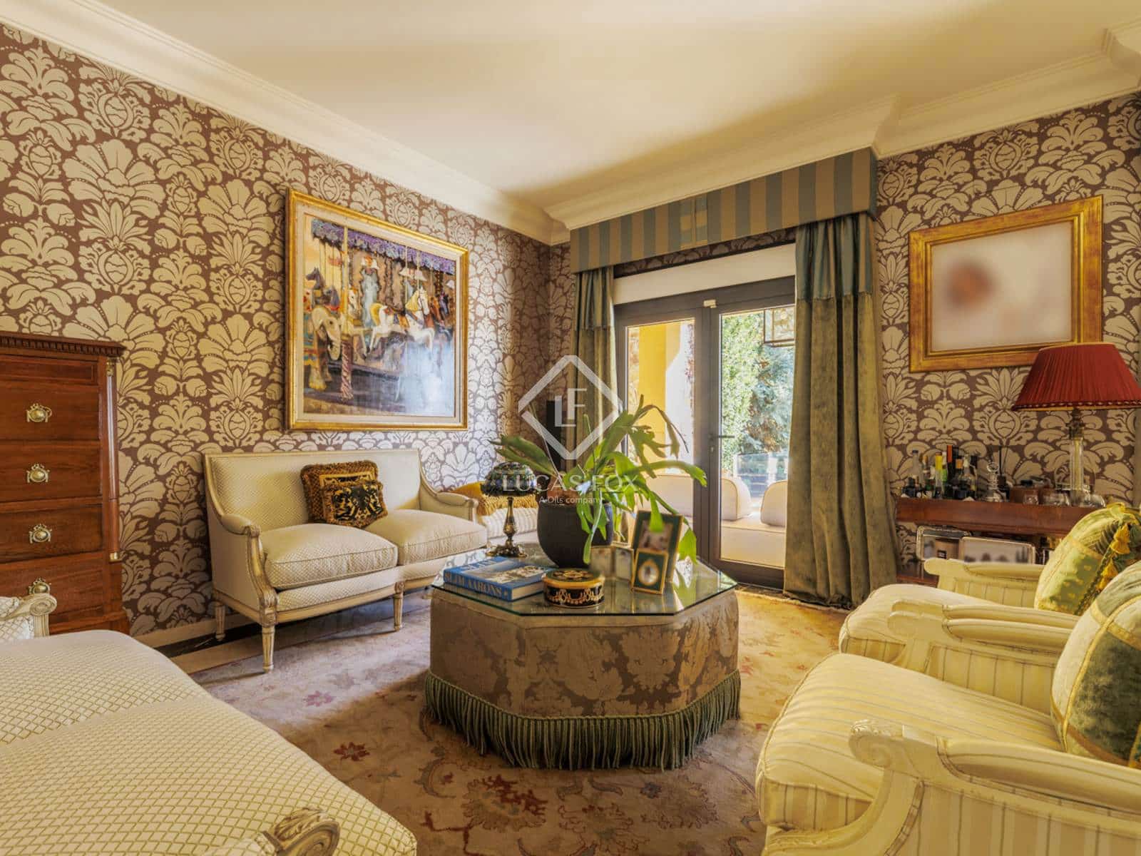 5 bedroom Villa for sale in Torrelodones with pool garage - € 1,690,000 (Ref: 9397977)