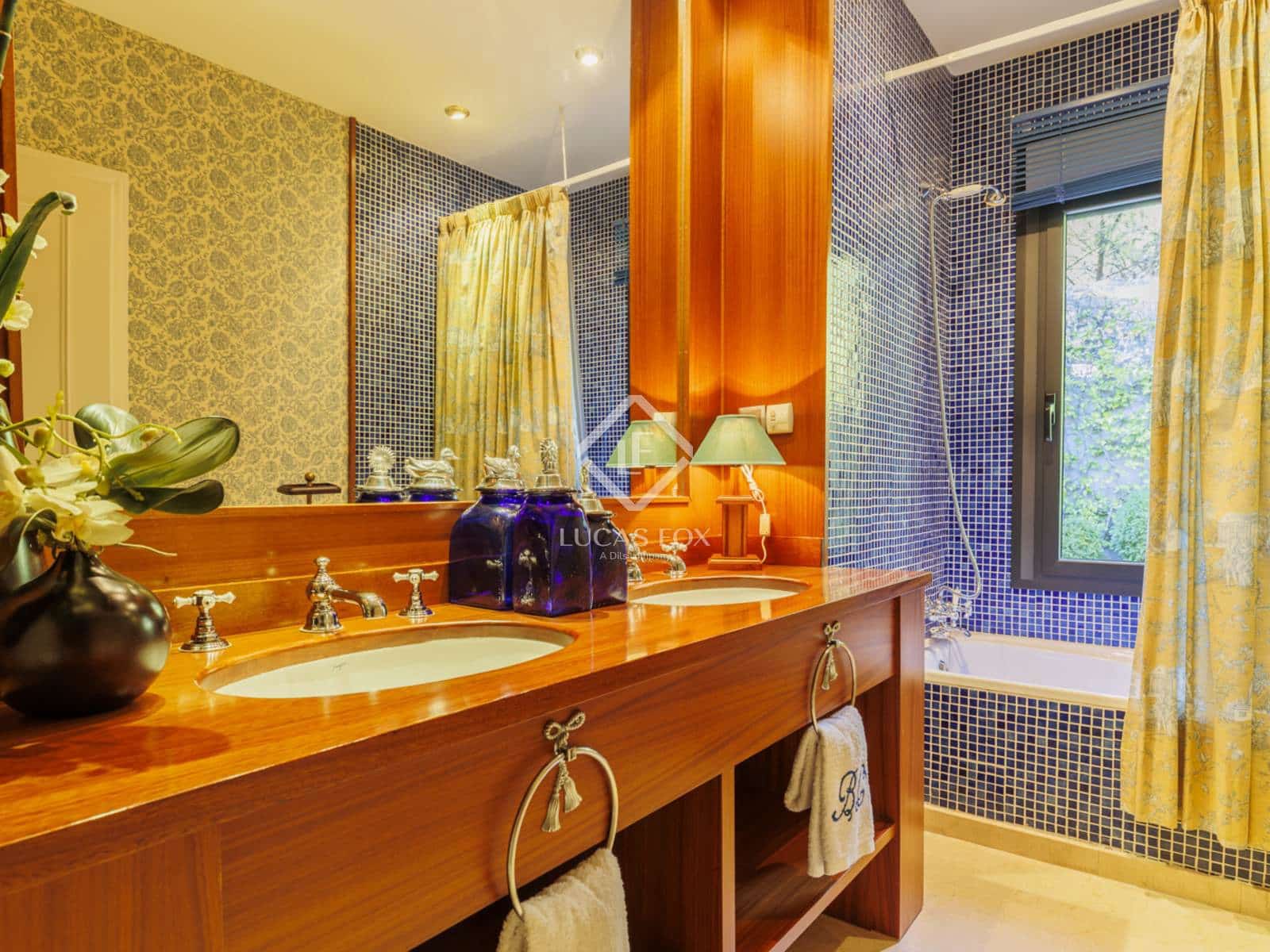 5 bedroom Villa for sale in Torrelodones with pool garage - € 1,690,000 (Ref: 9397977)