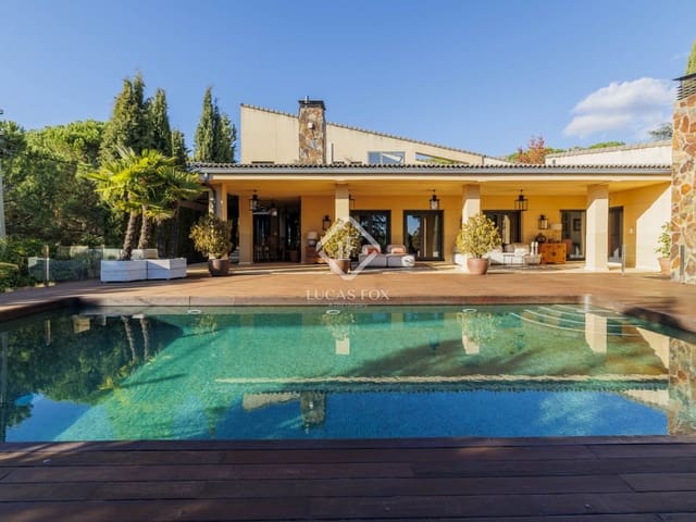5 sovrum Villa till salu i Torrelodones med pool garage - 1 690 000 € (Ref: 9397977)