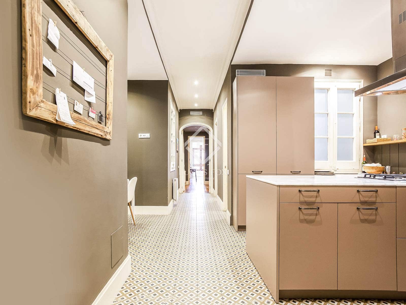 3 soverom Leilighet til salgs i Barcelona by - € 1 200 000 (Ref: 9398754)