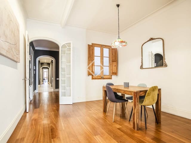 3 slaapkamer Appartement te koop in Barcelona stad - € 1.200.000 (Ref: 9398754)