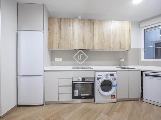 2 sypialnia Apartament do wynajęcia w Miasto Walencja - 1 400 € (Ref: 9399803)