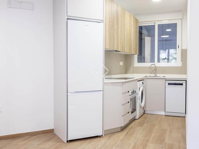 2 slaapkamer Appartement te huur in Valencia stad - € 1.400 (Ref: 9399804)