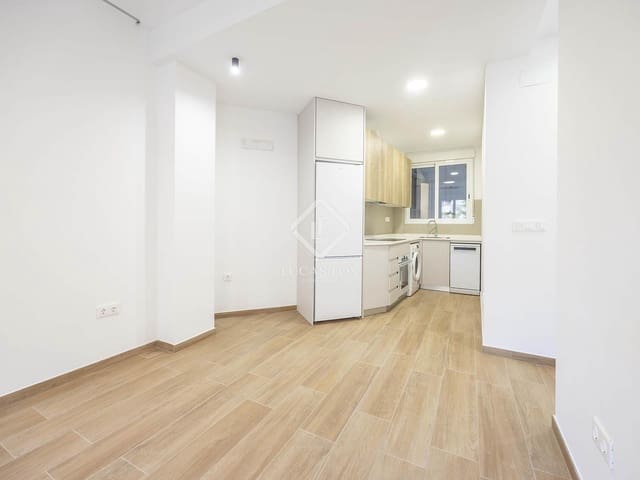 2 slaapkamer Appartement te huur in Valencia stad - € 1.400 (Ref: 9399804)