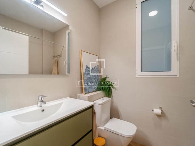 2 soverom Leilighet til leie i Valencia by - € 1 700 (Ref: 9399804)