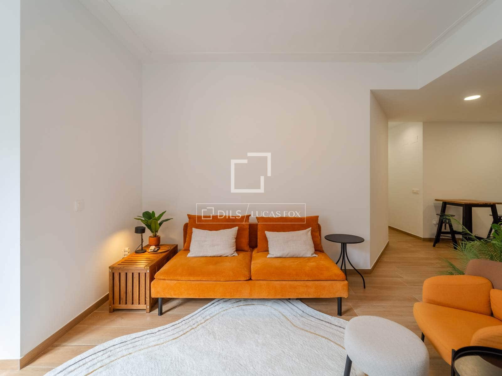 2 bedroom Apartment for rent in Valencia city - € 1,700 (Ref: 9399804)