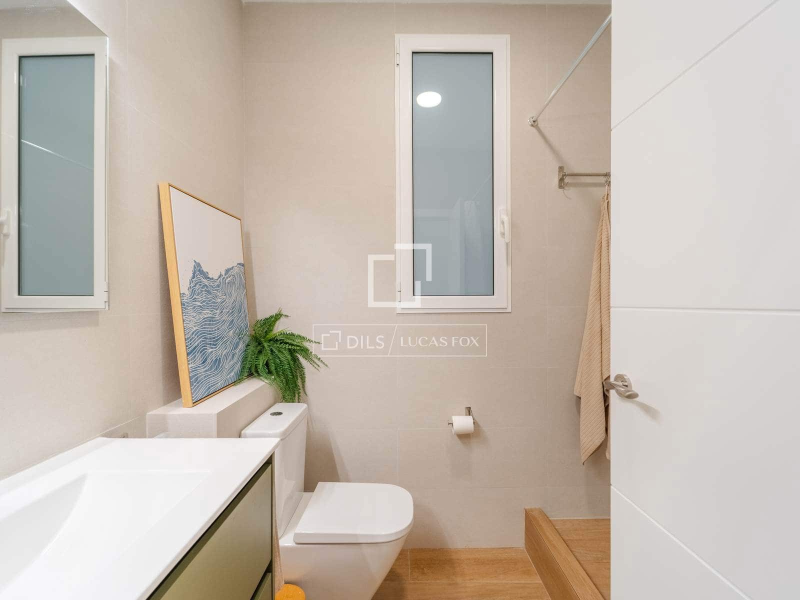 2 bedroom Apartment for rent in Valencia city - € 1,700 (Ref: 9399804)