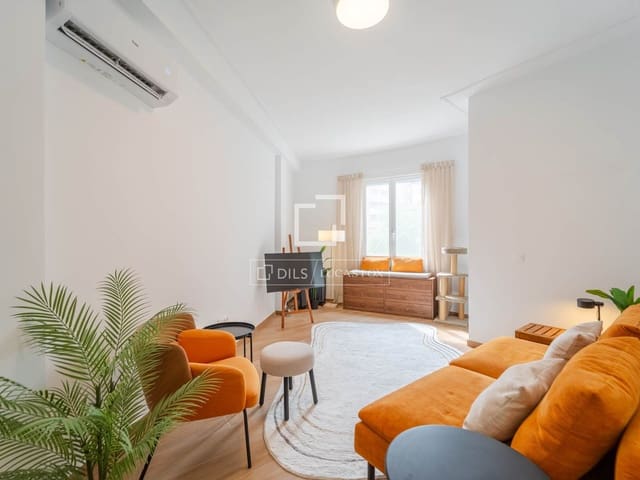 2 bedroom Apartment for rent in Valencia city - € 1,700 (Ref: 9399804)