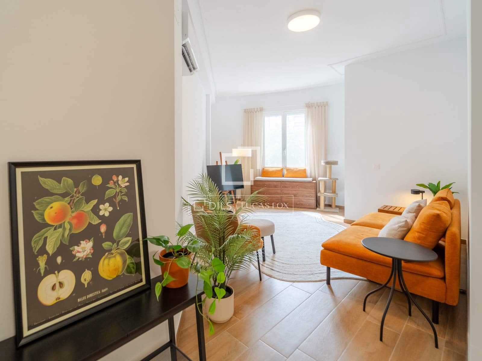 2 bedroom Apartment for rent in Valencia city - € 1,700 (Ref: 9399804)