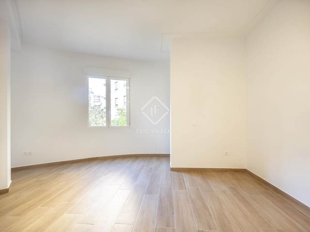 Appartement de 2 chambres à louer à Valence ville - 1 400 € (Ref: 9399805)