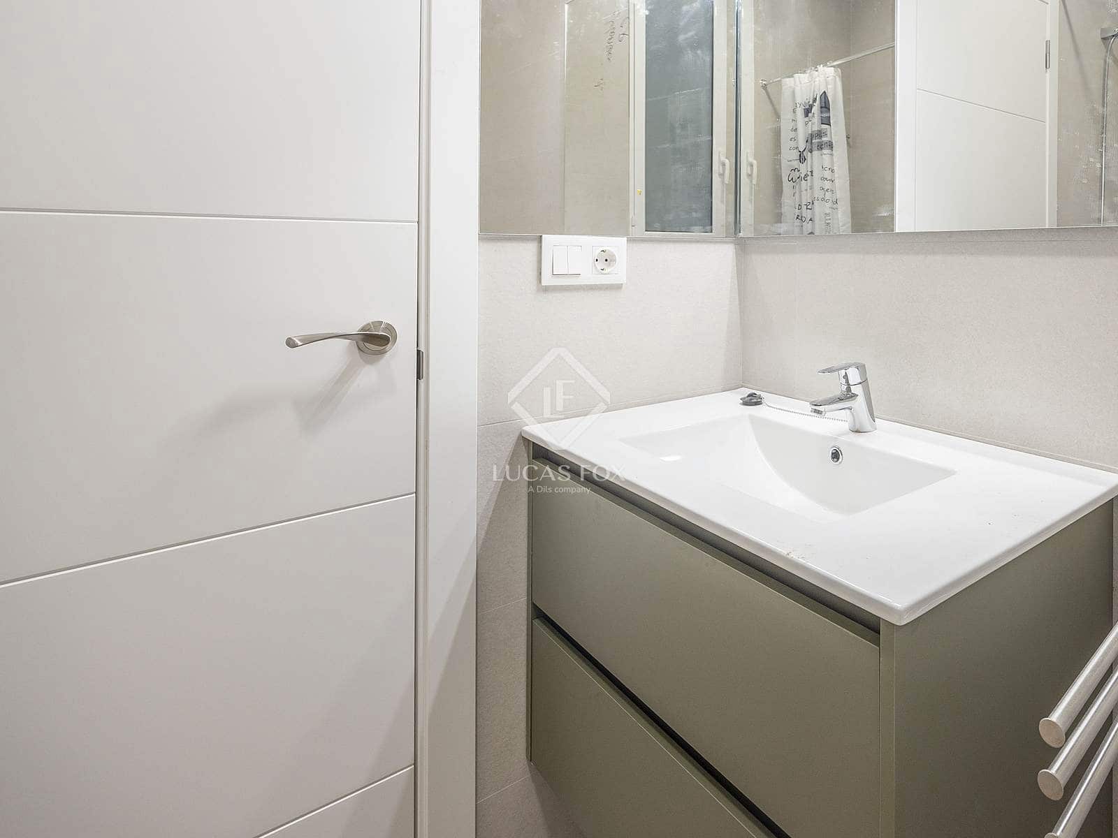 2 slaapkamer Appartement te huur in Valencia stad - € 1.400 (Ref: 9399805)