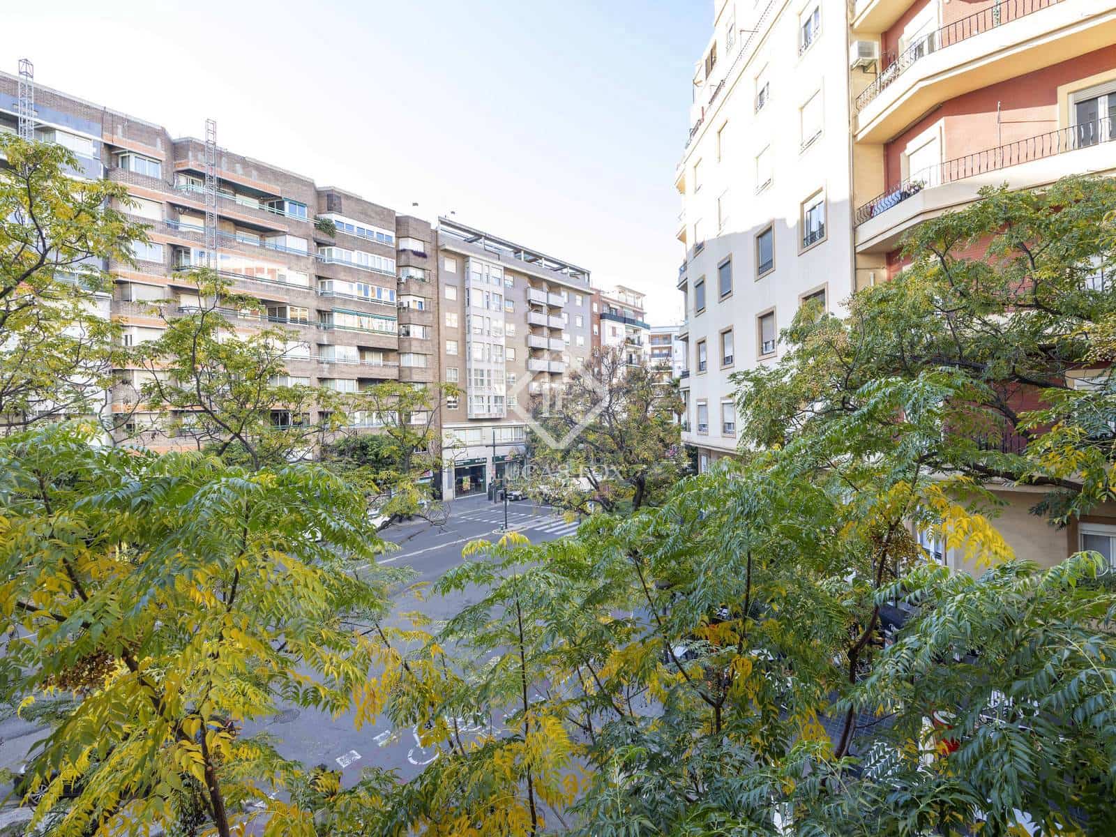 2 slaapkamer Appartement te huur in Valencia stad - € 1.400 (Ref: 9399805)