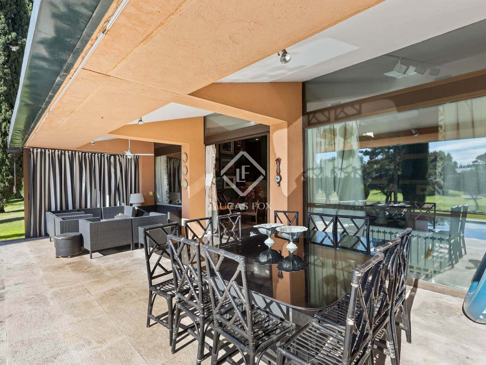 Chalet de 6 habitaciones en Madrid ciudad en venta con piscina - 6.500.000 € (Ref: 9399950)