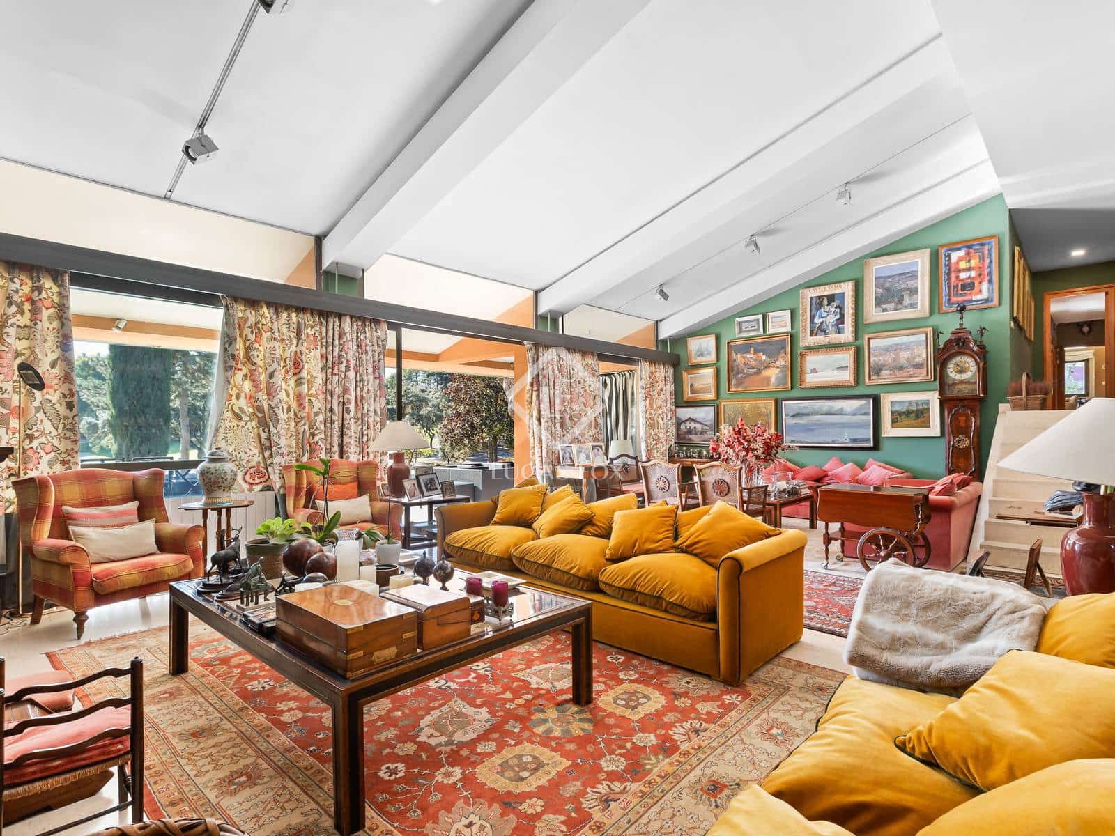 Chalet de 6 habitaciones en Madrid ciudad en venta con piscina - 6.500.000 € (Ref: 9399950)