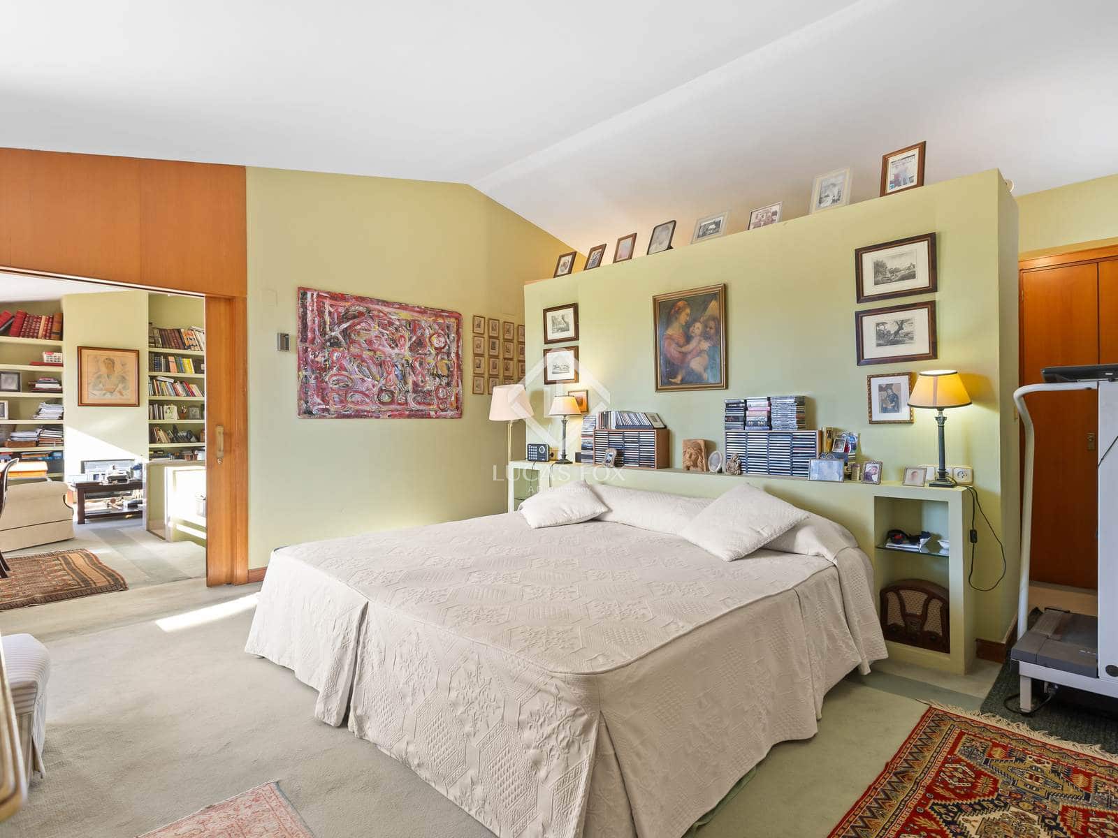 Chalet de 6 habitaciones en Madrid ciudad en venta con piscina - 6.500.000 € (Ref: 9399950)