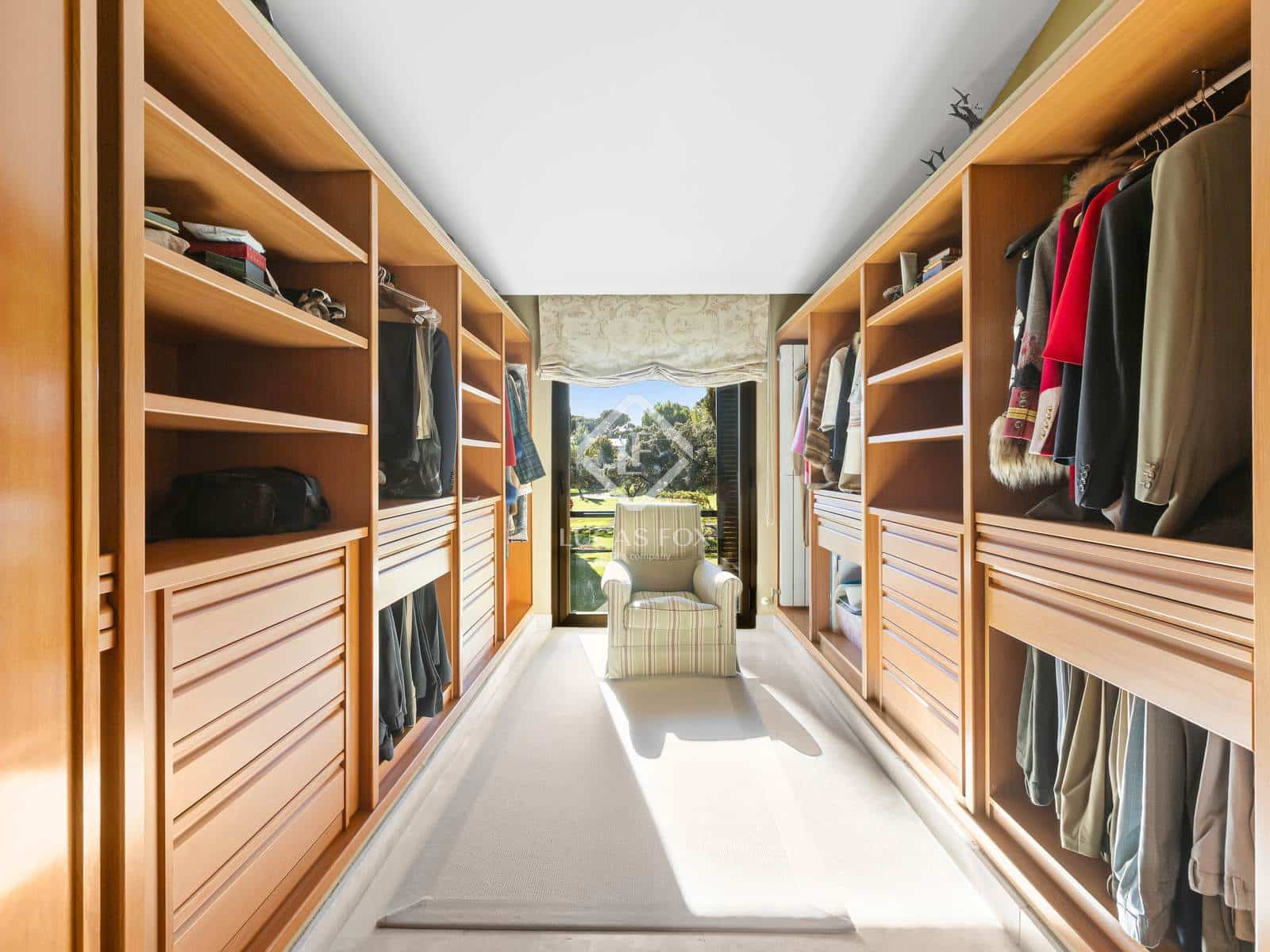 Chalet de 6 habitaciones en Madrid ciudad en venta con piscina - 6.500.000 € (Ref: 9399950)