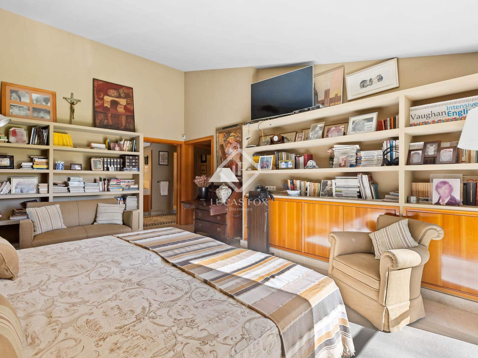 Chalet de 6 habitaciones en Madrid ciudad en venta con piscina - 6.500.000 € (Ref: 9399950)