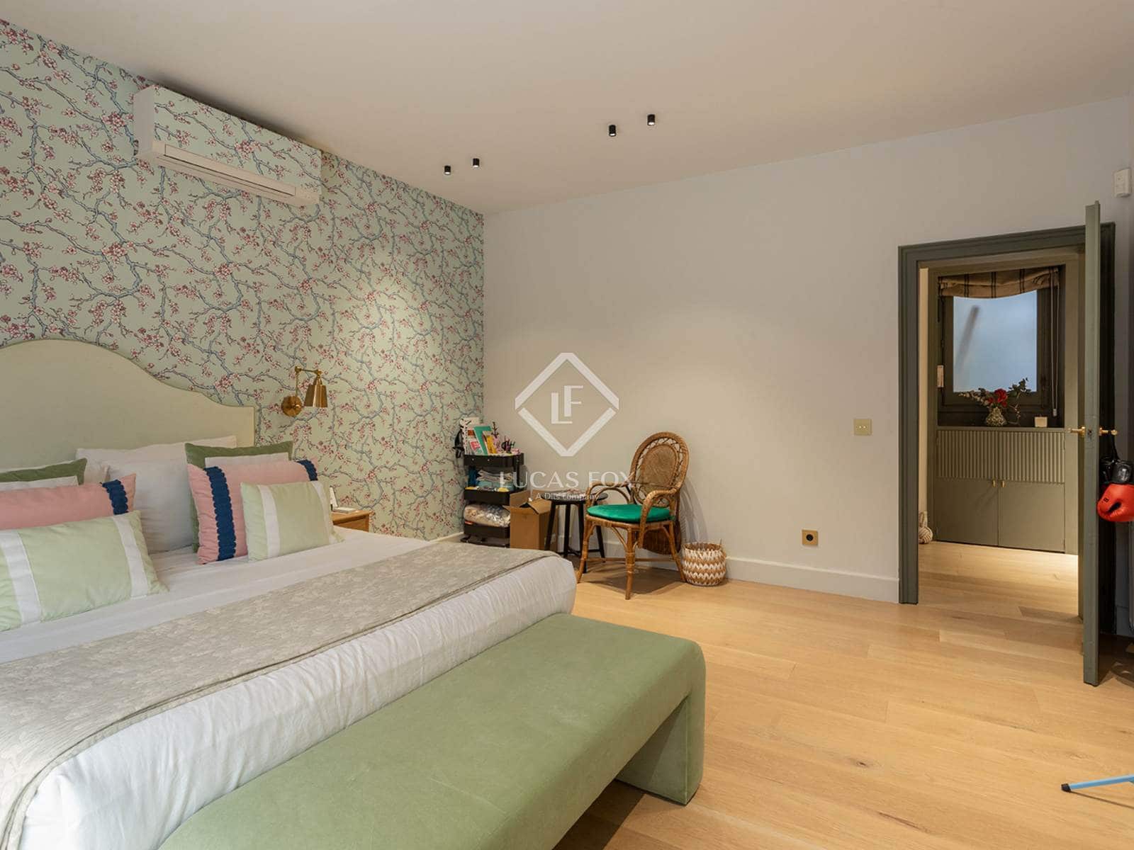 5 slaapkamer Appartement te koop in Barcelona stad met garage - € 2.900.000 (Ref: 9400136)