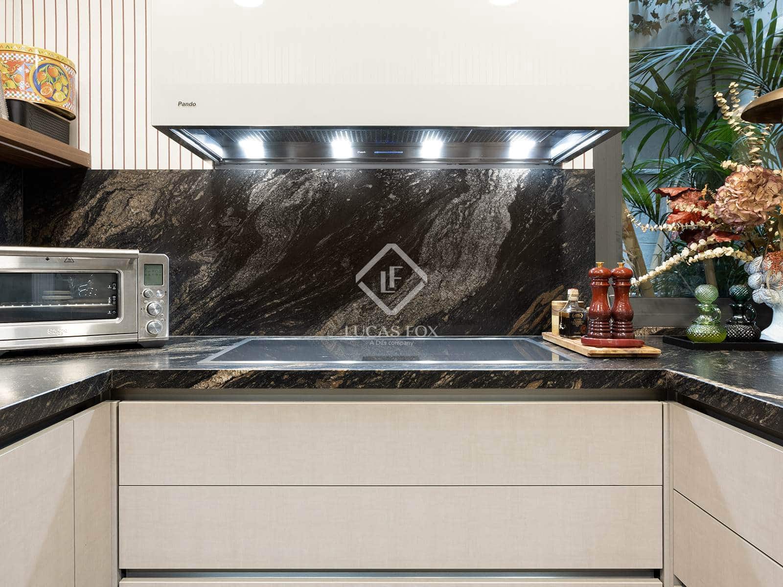 5 slaapkamer Appartement te koop in Barcelona stad met garage - € 2.900.000 (Ref: 9400136)